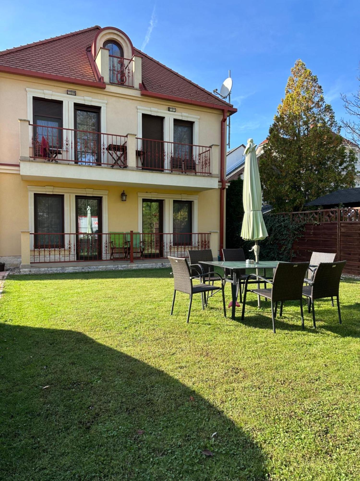 Szent Gyoergy Villa Apartmanhaz Hévíz Exterior foto